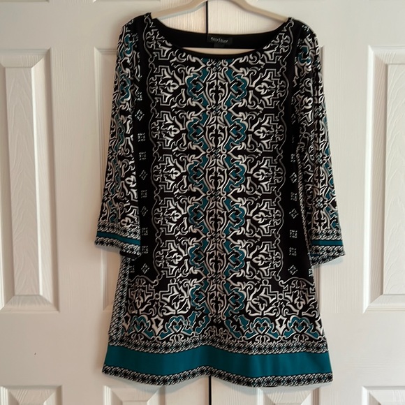 WHBM long sleeve top. Black, white, teal. - Picture 1 of 5